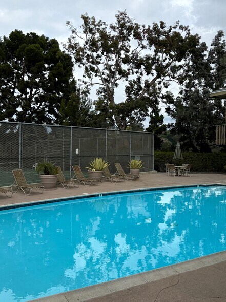 Building Photo - 4302 5th Ave