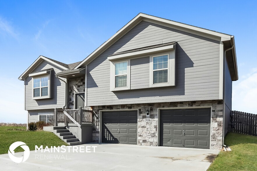 Building Photo - 19106 Switchgrass Dr