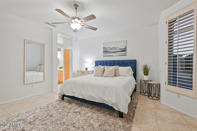 Building Photo - 14508 W Corral Dr