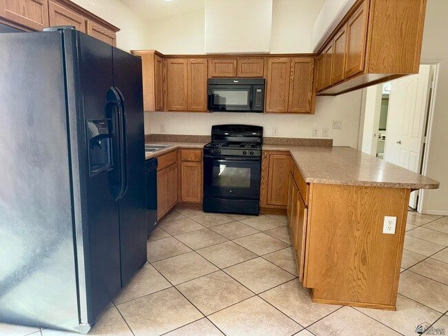 Building Photo - 3142 S Ragen Dr