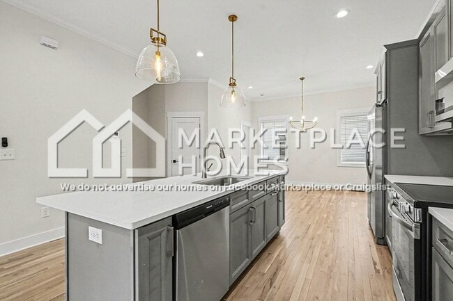 Building Photo - 976 Dozier Pl