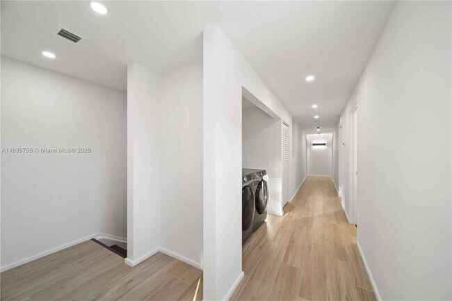 Building Photo - Northwest 9th Court, Miami, FL 33127 - 5 BR 3 BA townhouse
