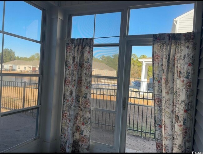 Building Photo - 3789 Bells Lk Cir