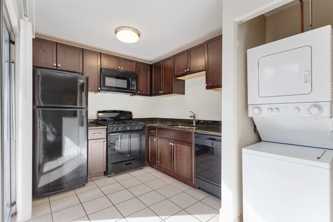 Building Photo - 3 N Victoria Ln