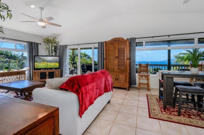Building Photo - 111 Paia Pohaku St
