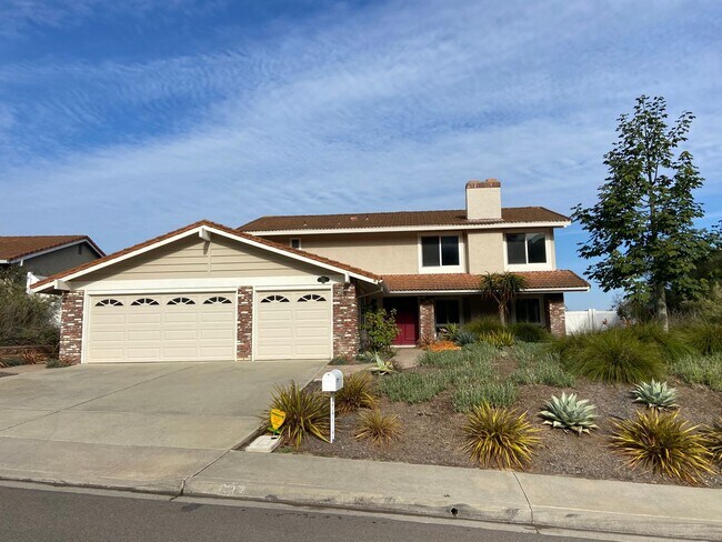 Primary Photo - Updated 5 Bed, 3 Bath in Lomas Santa Fe Hi...