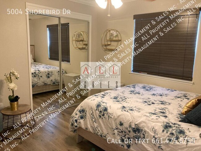 Building Photo - 5004 Shorebird Dr