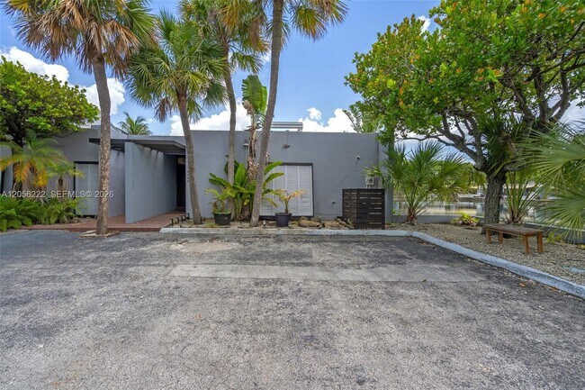 Building Photo - 6433 Windmill Gate Rd
