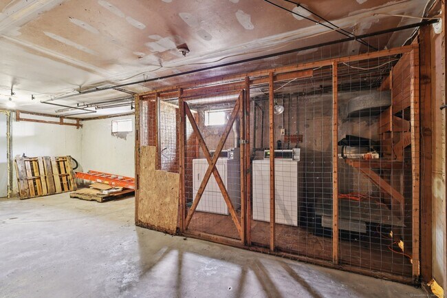 Building Photo - 37 Cumberland Rd