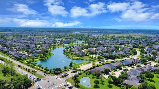 Building Photo - 13127 Barn Course Dr