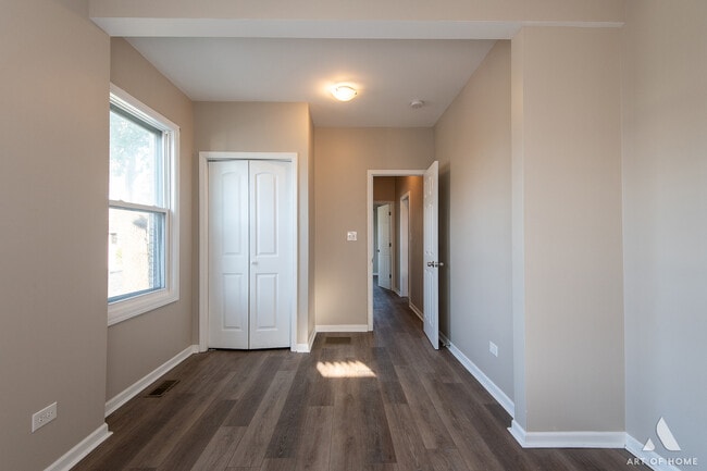Building Photo - 2742 N 74th Ct