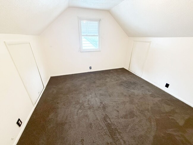 Building Photo - 4212 Wetzel Ave
