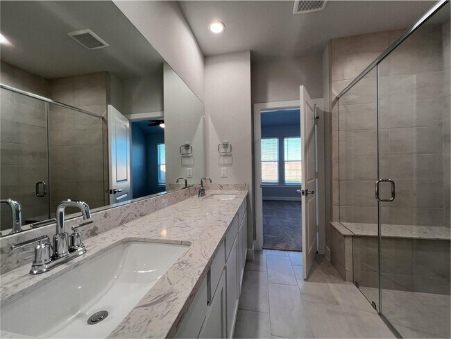 Building Photo - 7618 Coral Lk Dr