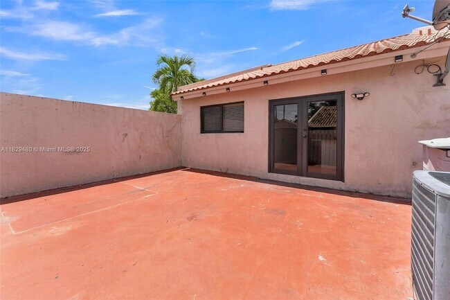 Building Photo - 14711 SW 61st Terrace