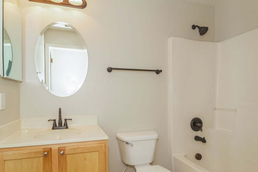 Building Photo - 4650 Salamander St