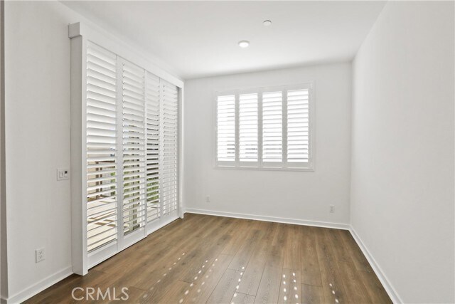 Building Photo - 960 N Tangent Privado