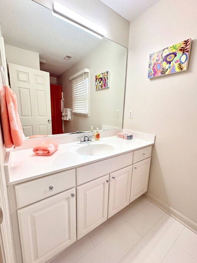 Building Photo - 23 Bellhaven Way