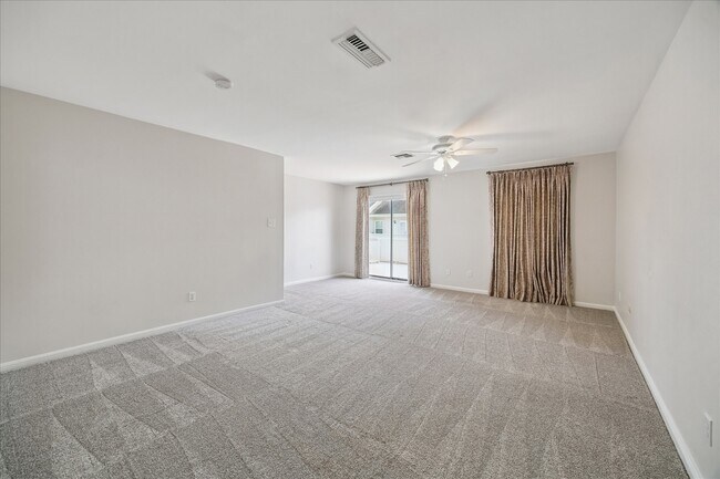 Building Photo - 600 Wilcrest Dr