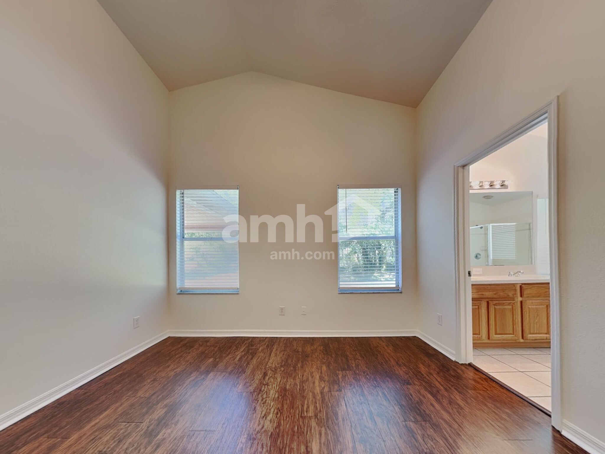 Building Photo - 15004 Shaw Rd