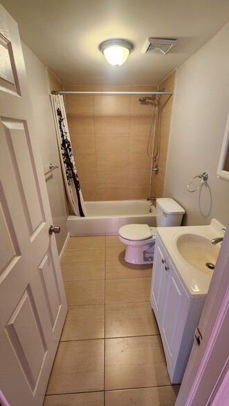 Bathroom - 17 Van Buren St