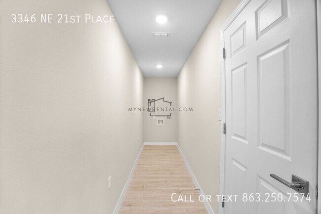 Building Photo - 3346 NE 21st Pl