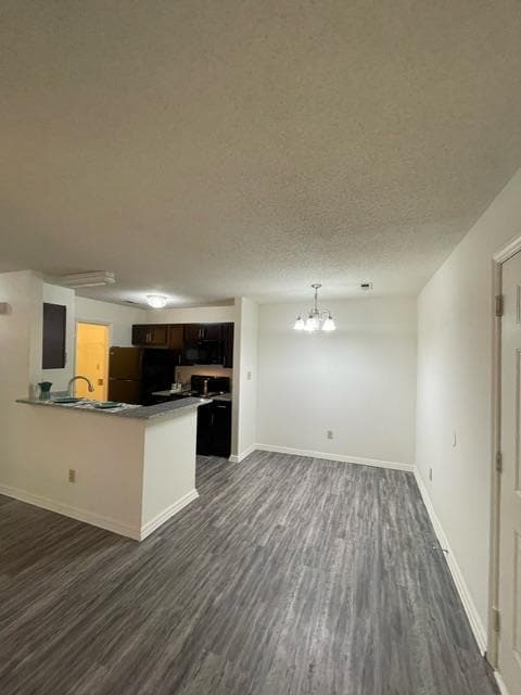 Building Photo - Brentwood Chase