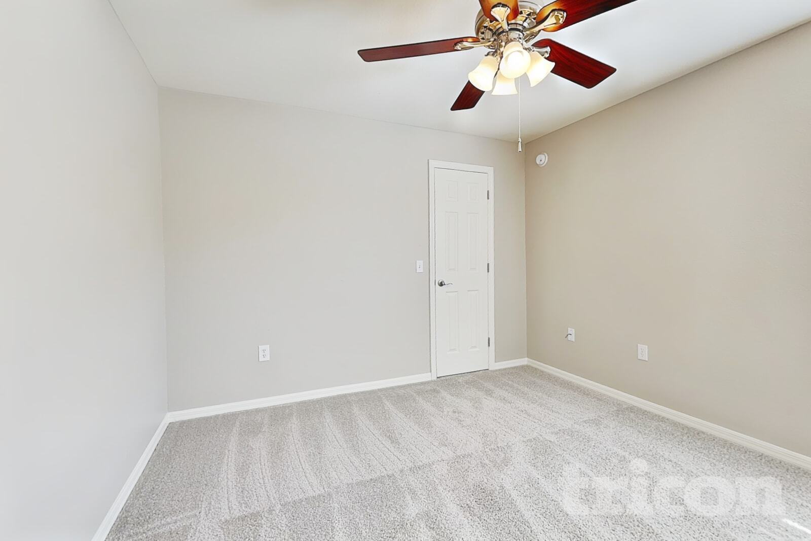 Building Photo - 10752 Carloway Hills Dr