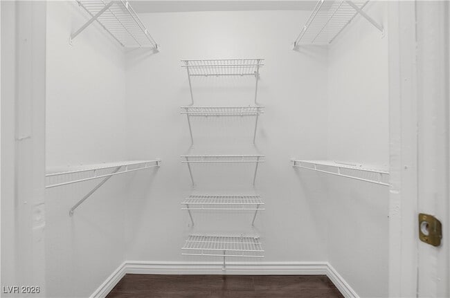 Building Photo - 1300 S Arlington St