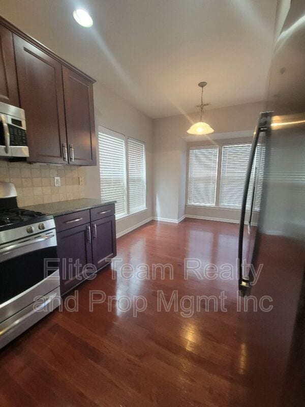 Building Photo - 2339 Whitford Ln