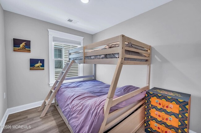 Building Photo - 16 Elder St