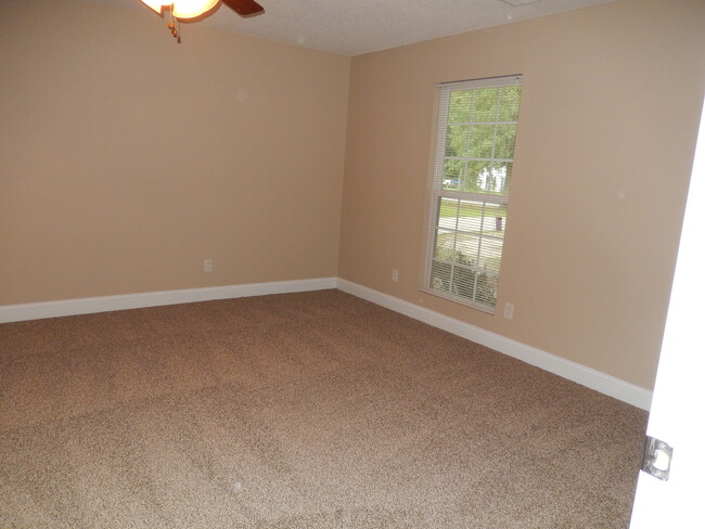 Large Bedrooms - 319 Southern Comfort Dr