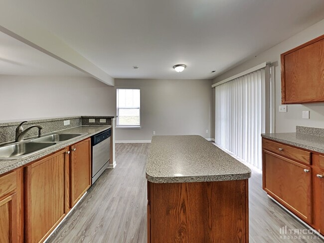 Building Photo - 4406 Cochran Farm Ln