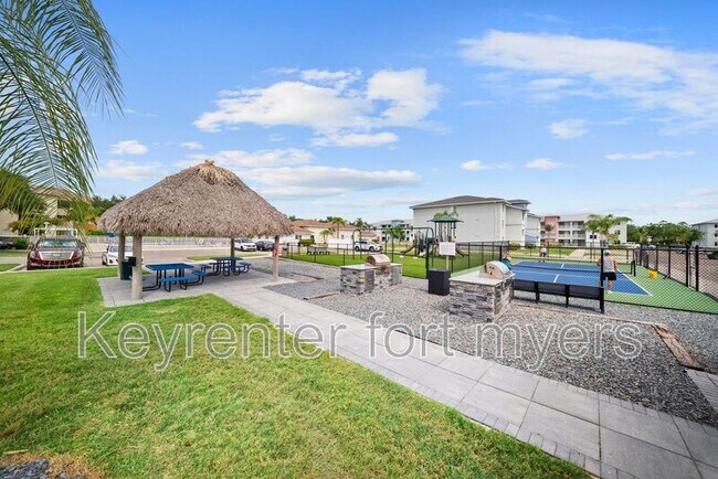 Building Photo - 3940 Pomodoro Cir