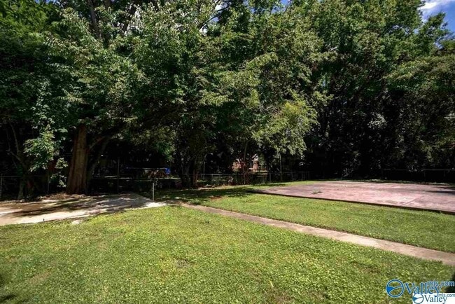 Building Photo - 3508 Lois Ln NW