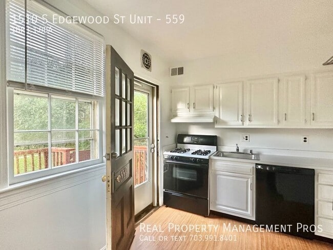 Building Photo - 1510 S Edgewood St