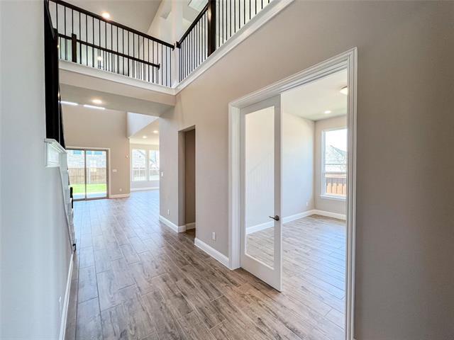 Building Photo - 2201 Essex Ct