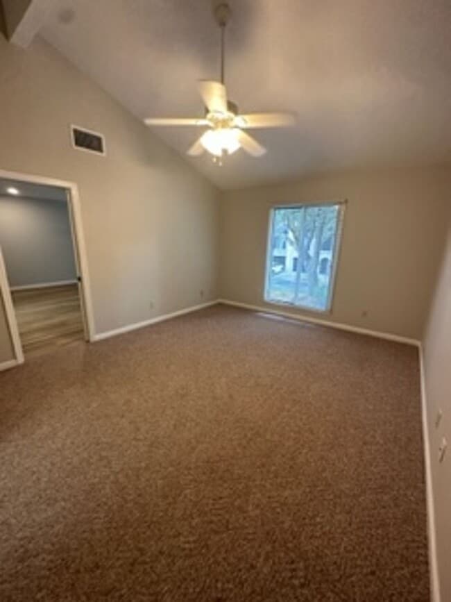 Building Photo - Live the Coastal Dream in This Stylishly U...