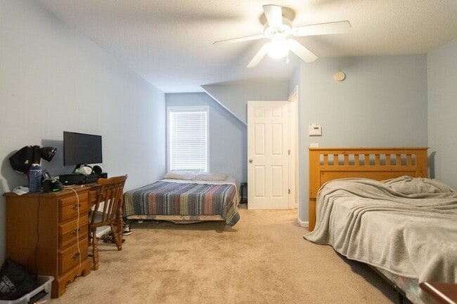 Building Photo - 1325 Cedar Shoals Dr