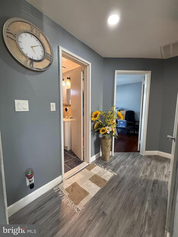 Building Photo - 7911 25th Ave