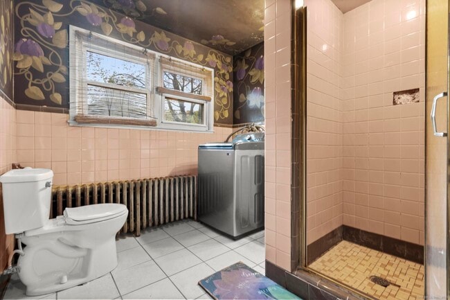 Building Photo - 29 Abner St