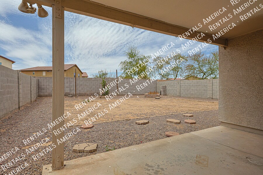 Building Photo - 6814 S 36th Ln