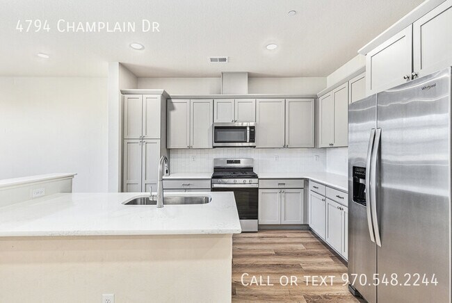 Building Photo - 4794 Champlain Dr