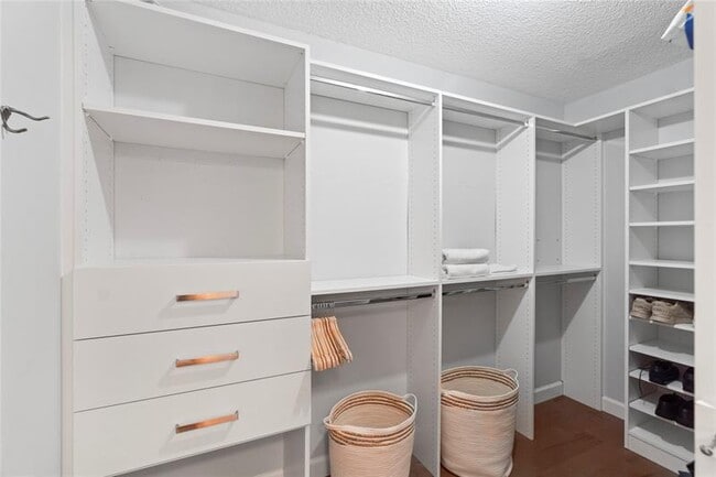 Building Photo - 3500 Galt Ocean Dr