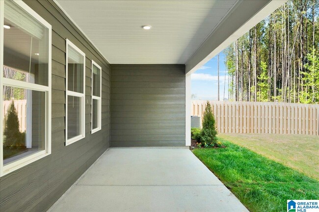 Building Photo - 283 Halifax Ln