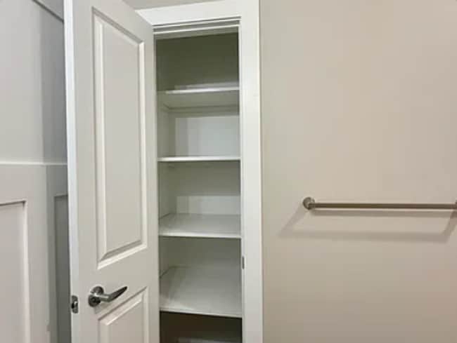 Building Photo - 1120/1122 Carl Rd