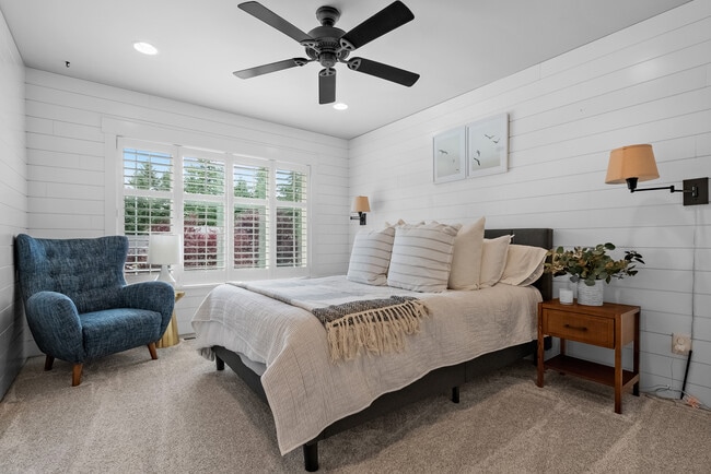 Building Photo - 11311 66th Ave