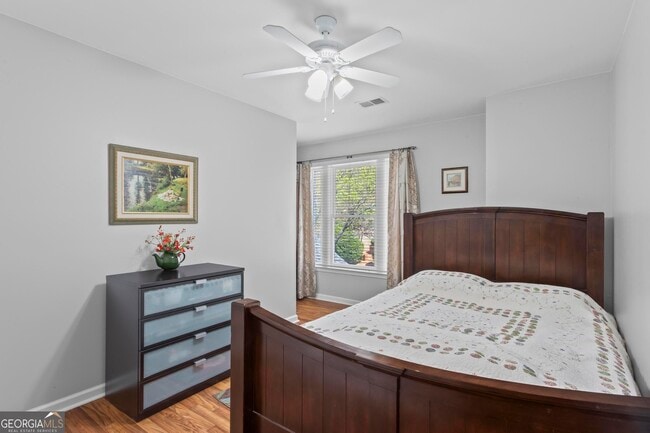 Building Photo - 304 Fairbrook Cir