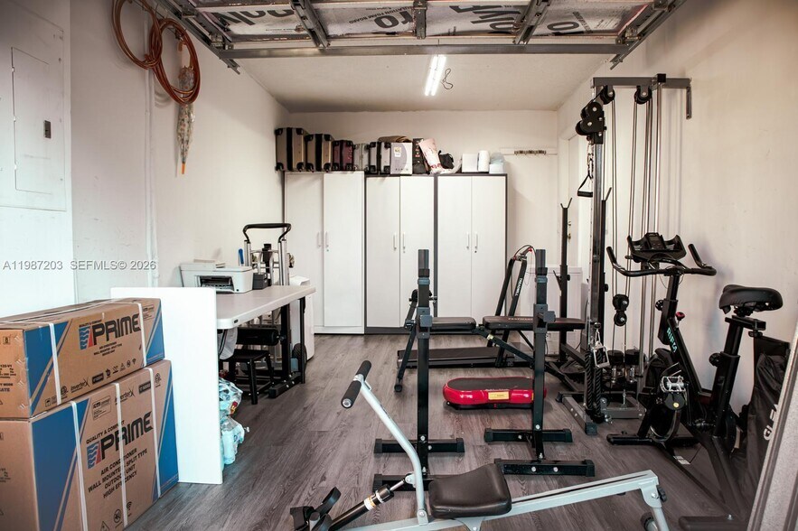 Building Photo - 15022 SW 143rd Ter