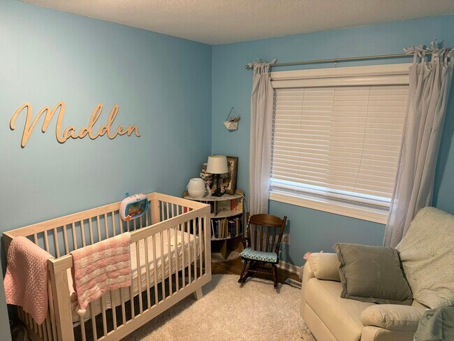 Building Photo - 5248 Beachside Dr