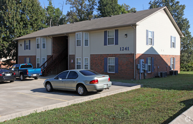 Building Photo - Parkway Place Apartments